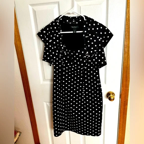 Fitted WHBM black dress with white polka dots and red accents, matching bolero - Picture 2 of 6